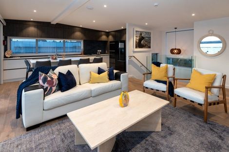 Photo of property in 67c The Parade, Bucklands Beach, Auckland, 2012