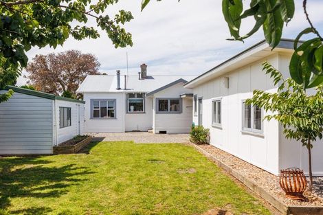 Photo of property in 25 Argyle Avenue, Takaro, Palmerston North, 4410