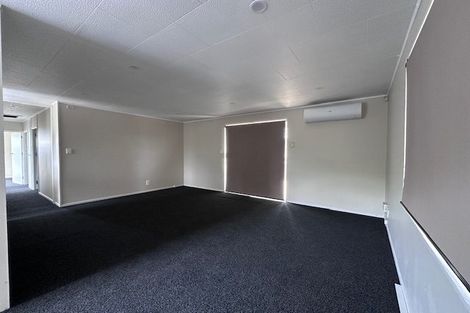 Photo of property in 2/30 Kennington Drive, Clendon Park, Auckland, 2103