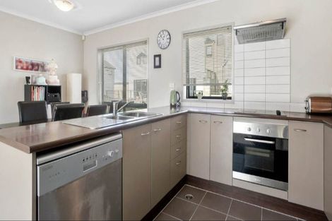 Photo of property in St Claire Village, 26/172 Mcleod Road, Te Atatu South, Auckland, 0610
