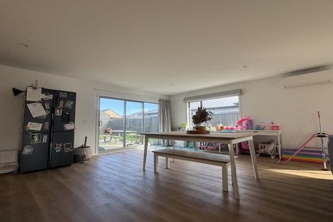 Photo of property in 5 Whangaehu Place, Te Awa, Napier, 4110