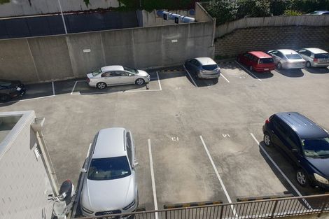 Photo of property in Augusta Apartments, 20/254 Willis Street, Te Aro, Wellington, 6011