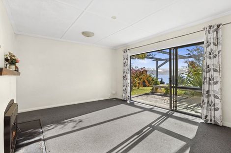 Photo of property in 32 Flora Dora Parade, Lake Hawea, Wanaka, 9382