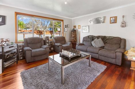 Photo of property in 9 Endeavour Street, Marfell, New Plymouth, 4310