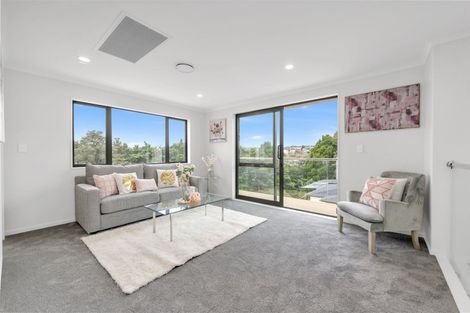 Photo of property in 1 Hing Street, Flat Bush, Auckland, 2019