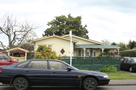 Photo of property in 10 Corlett Street, Utuhina, Rotorua, 3015