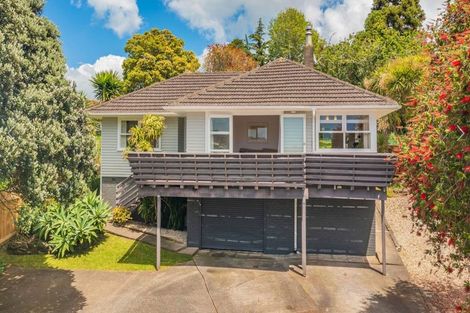 Photo of property in 37 Rosalind Road, Glenfield, Auckland, 0629
