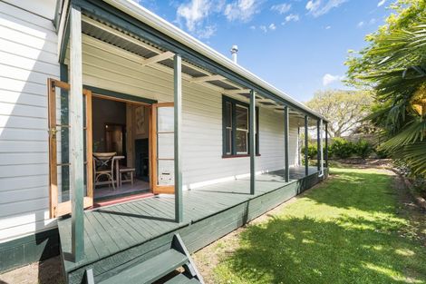 Photo of property in 16 Margaret Street, Roslyn, Palmerston North, 4414