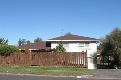 Photo of property in 27 Burndale Terrace, Manurewa, Auckland, 2102