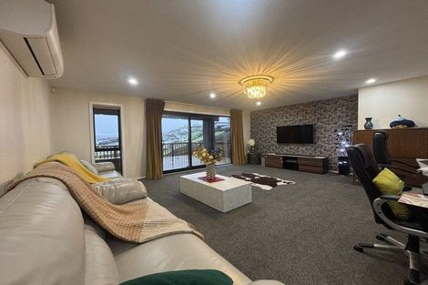 Photo of property in 32 Atherton Terrace, Churton Park, Wellington, 6037