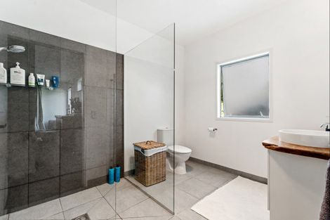 Photo of property in 200 Govan Wilson Road, Whangaripo, Warkworth, 0985