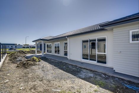 Photo of property in 48 Kenny Road, Te Awa, Napier, 4110