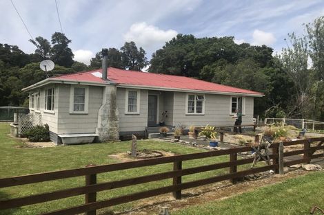 Photo of property in 16 Whio Street, Pongaroa, 4991