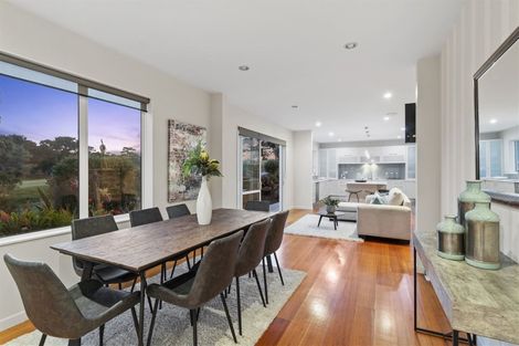 Photo of property in 80 Park Rise, Campbells Bay, Auckland, 0630