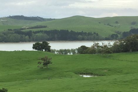 Photo of property in 237 Pahi Road, Pahi, Paparoa, 0571