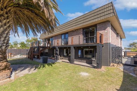 Photo of property in 22 Sandra Street, South New Brighton, Christchurch, 8062