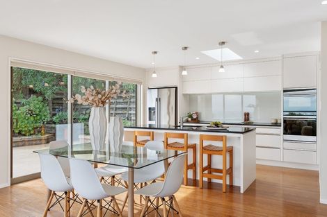 Photo of property in 5 Vista Place, Huntsbury, Christchurch, 8022