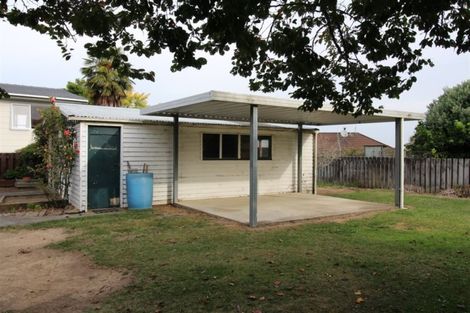 Photo of property in 5 Oxford Street, Tirau, 3410