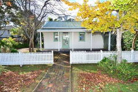 Photo of property in 5 Marie Avenue, Red Beach, 0932