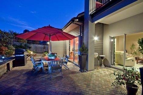 Photo of property in 3 Travis View Drive, Fairview Heights, Auckland, 0632