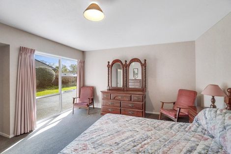 Photo of property in 12 Chartwell Close, Rangiora, 7400