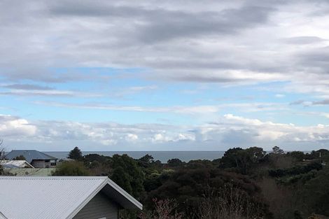 Photo of property in 20 Dorset Avenue, Westown, New Plymouth, 4310