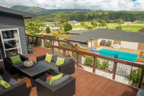 Photo of property in 9 Bell Bird Rise, Picton, 7220