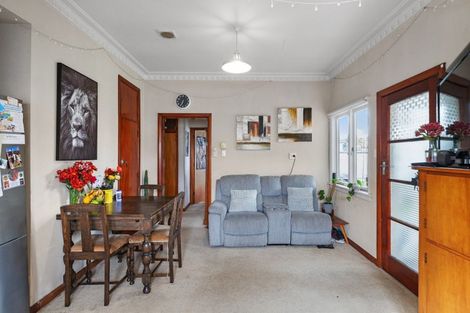 Photo of property in 105 Studholme Street, Morrinsville, 3300