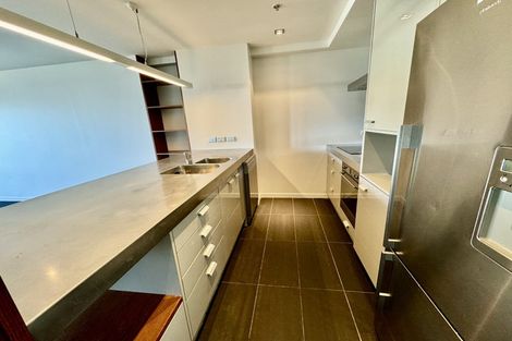 Photo of property in Piermont Apartments, 5i/82 Cable Street, Te Aro, Wellington, 6011