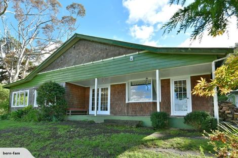 Photo of property in 219 Wade River Road, Wade Heads, Whangaparaoa, 0932