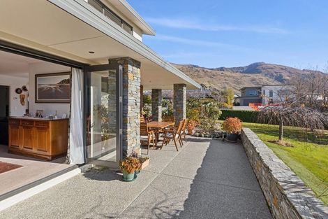 Photo of property in 29 Kelliher Drive, Wanaka, 9305
