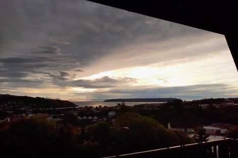 Photo of property in 1 Mapplebeck Street, Titahi Bay, Porirua, 5022