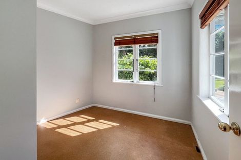 Photo of property in 236 Victoria Avenue, Hokowhitu, Palmerston North, 4410
