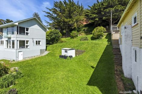 Photo of property in 21 Fettes Crescent, Seatoun, Wellington, 6022