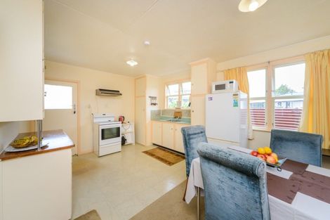 Photo of property in 4 Dundas Place, Awapuni, Palmerston North, 4412