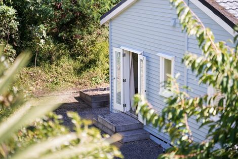 Photo of property in 24 Queens Road, Waikanae Beach, Waikanae, 5036