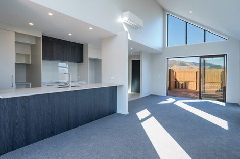 Photo of property in 2 Hill Tops Way, Stoke, Nelson, 7011