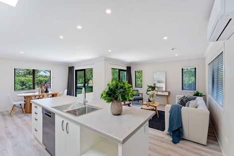 Photo of property in 62 Awanui Drive, Waikanae, 5036