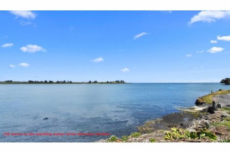 Photo of property in 13a Lawson Way, Weymouth, Auckland, 2103
