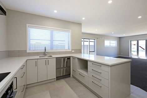 Photo of property in 6 Cassin Place, Taradale, Napier, 4112