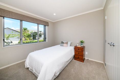 Photo of property in 6 Angelina Way, Kelvin Grove, Palmerston North, 4414