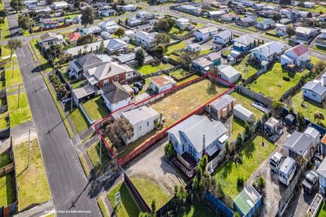 Photo of property in 27 Ruapehu Street, Castlecliff, Whanganui, 4501