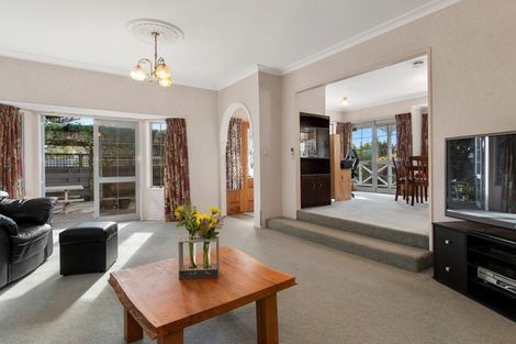 Photo of property in 384b Devonport Road, Tauranga South, Tauranga, 3112