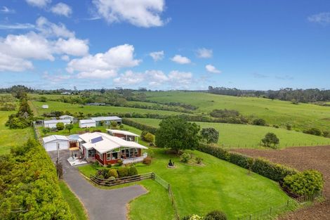 Photo of property in 1003 State Highway 16, Waimauku, 0883