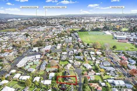 Photo of property in 6 Watts Crescent, Hamilton East, Hamilton, 3216