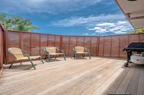 Photo of property in 7 Kenwick Place, Burswood, Auckland, 2013