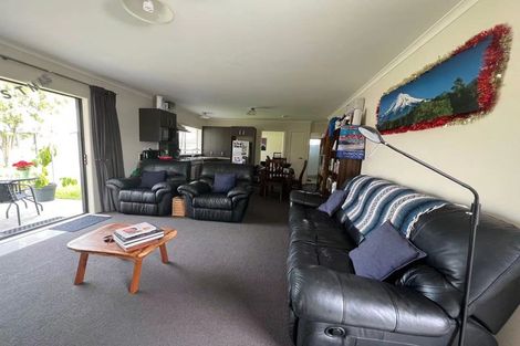 Photo of property in 14 Raupo Place, Rototuna North, Hamilton, 3210