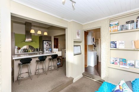 Photo of property in 246 Saint Aubyn Street, New Plymouth, 4310