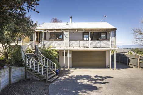 Photo of property in 23 Heatherlea Heights, Feilding, 4702