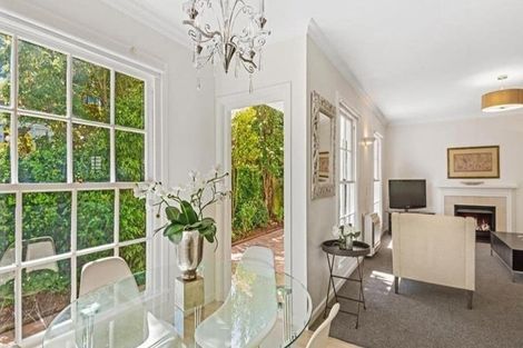 Photo of property in 1/48 Fendalton Road, Fendalton, Christchurch, 8014